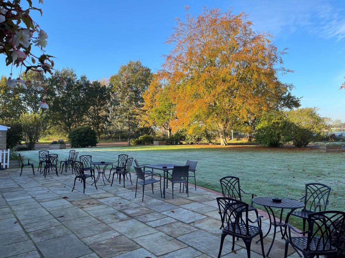 Hotel Hadlow Manor Exteriér fotografie